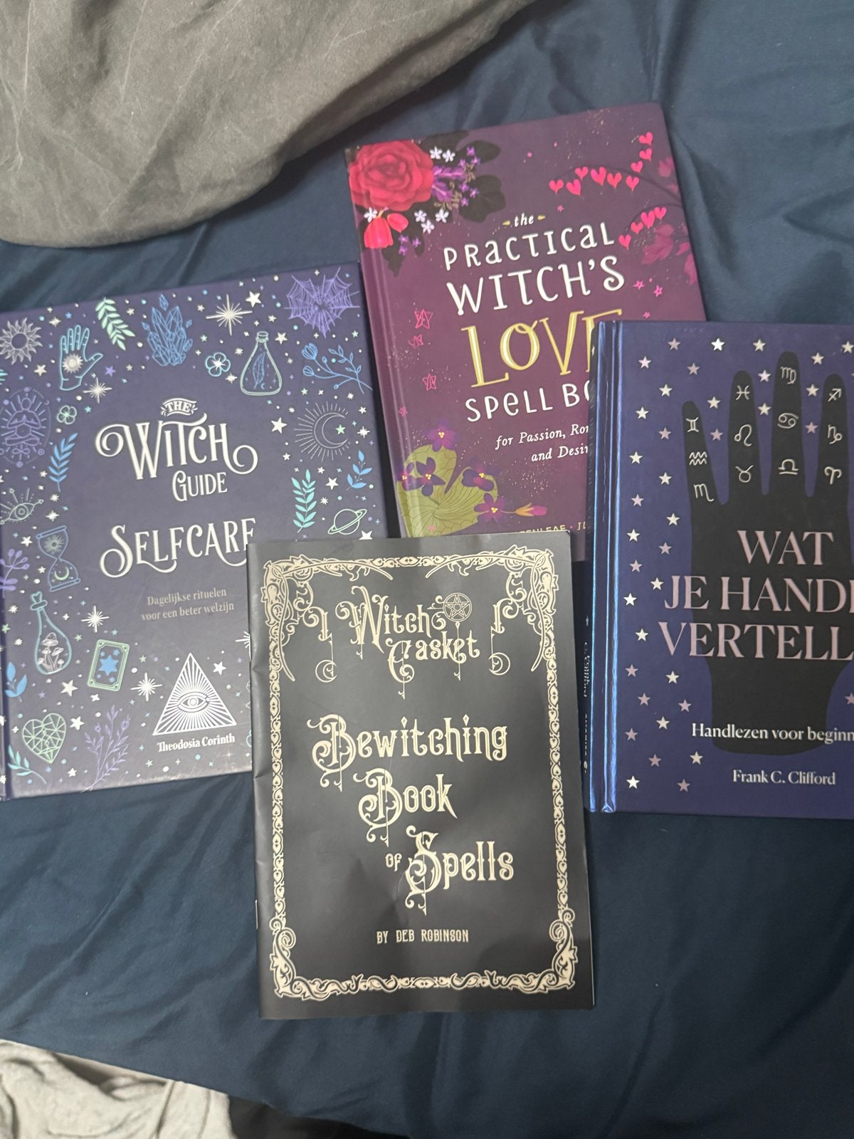 Hekserij Boekenpakket: 2 Volledige Boeken, 2 Dunne Boekjes, Boeken, Ophalen of Verzenden, Zo goed als nieuw, Spiritualiteit algemeen