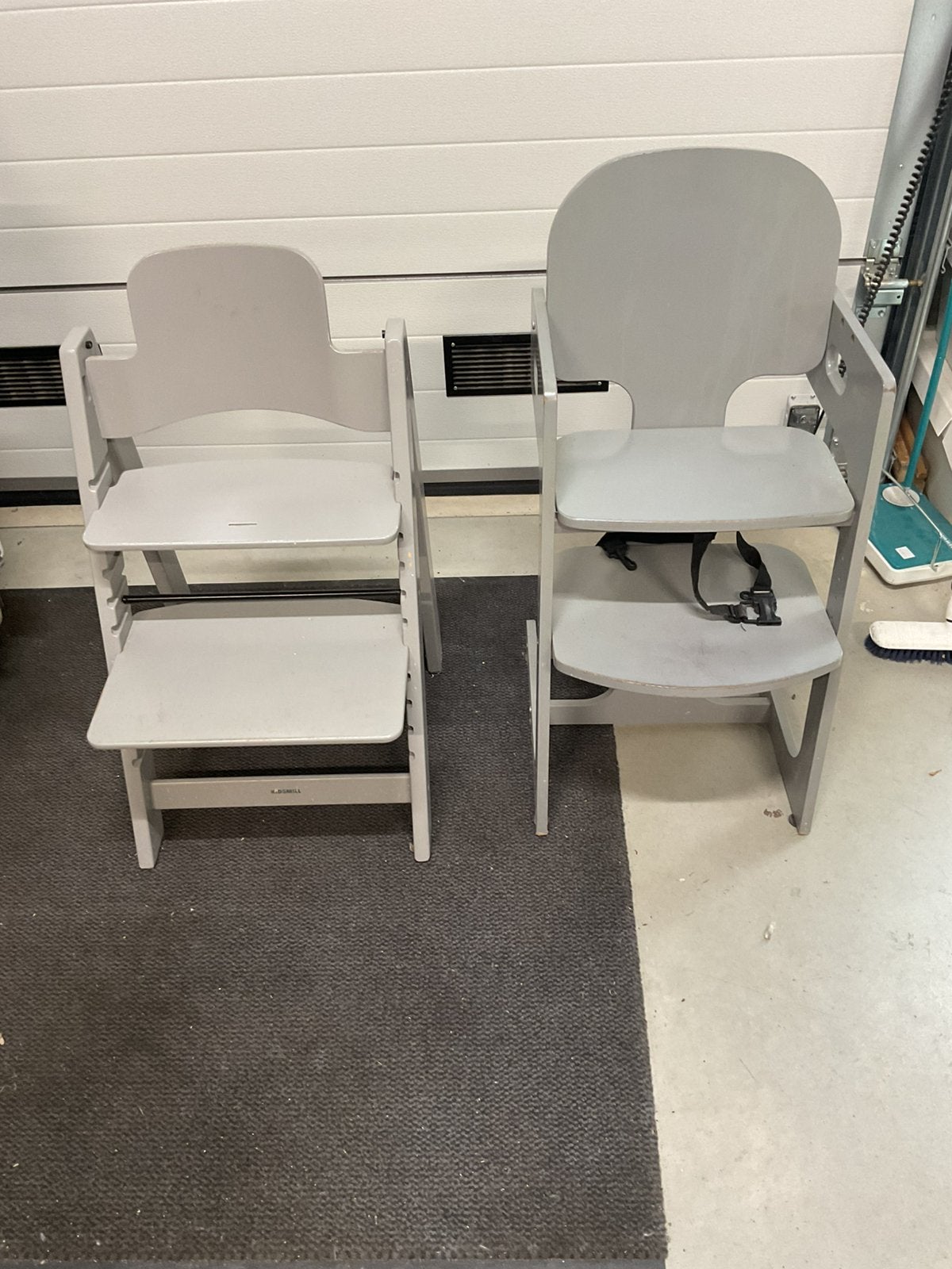 2x houten Trip trap kinderstoelen waarvan 1 x origineel, Ophalen, Zo goed als nieuw