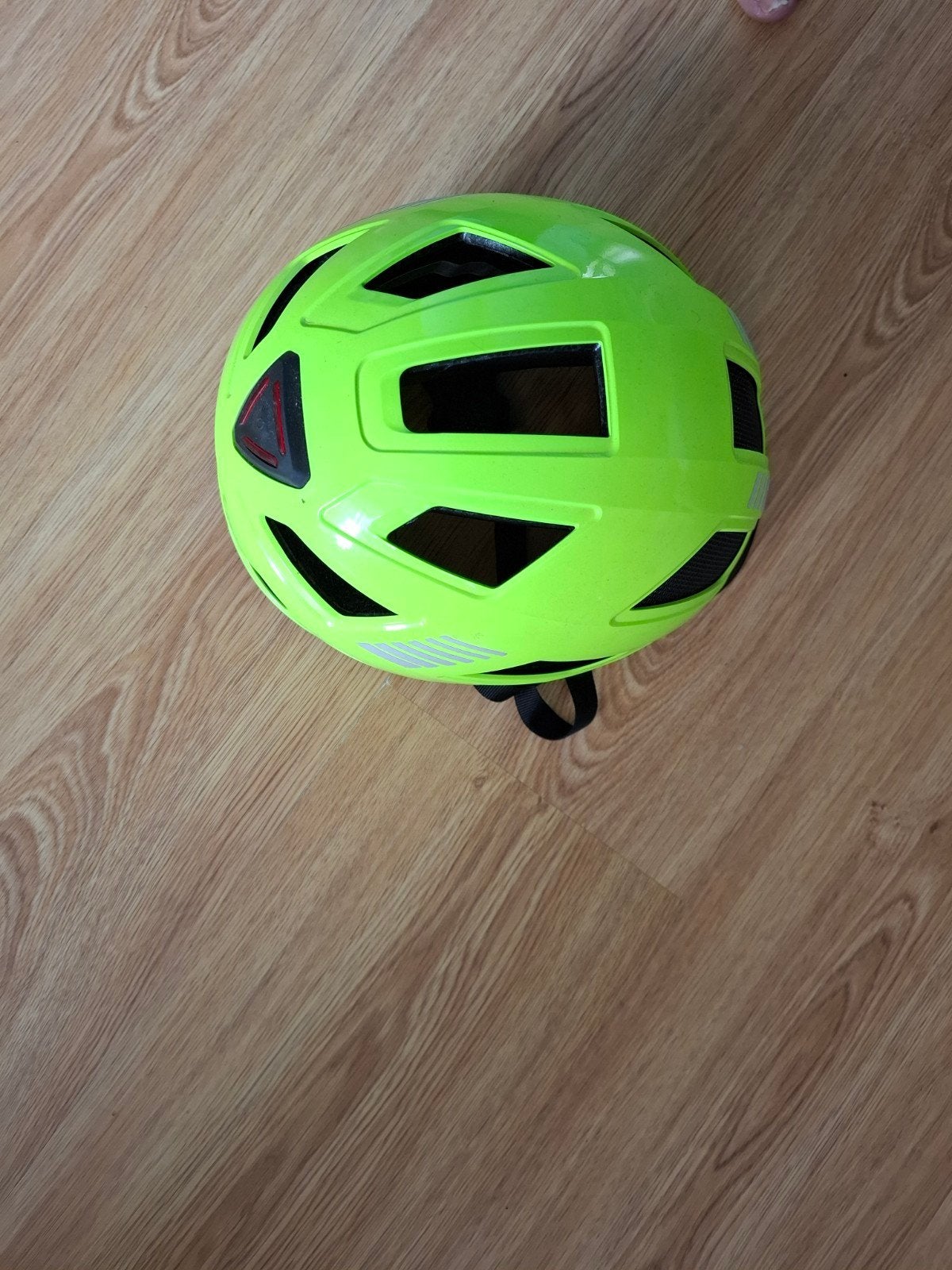 Abus Fietshelm - Neon Geel, Fietsen en Brommers, Fietsaccessoires | Fietshelmen, Ophalen of Verzenden, Heer of Dame