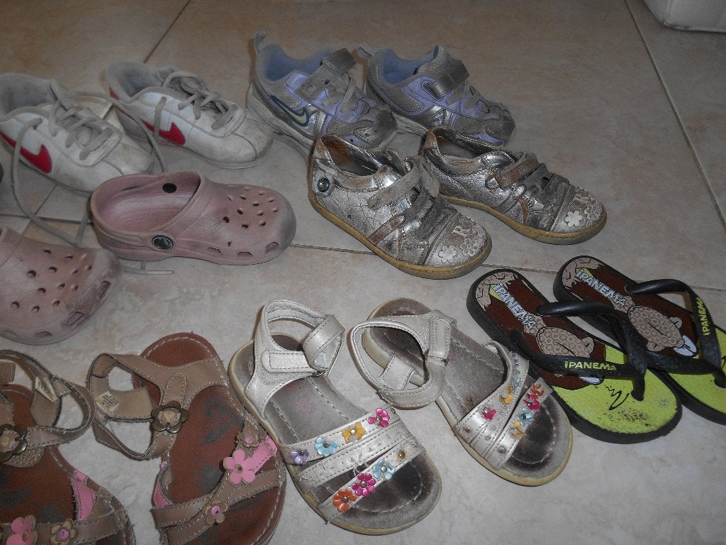 Skechers Twins Bunnies Vingino Schoenen Teenslippers, Jongen of Meisje, Schoenen, Ophalen of Verzenden, Zo goed als nieuw