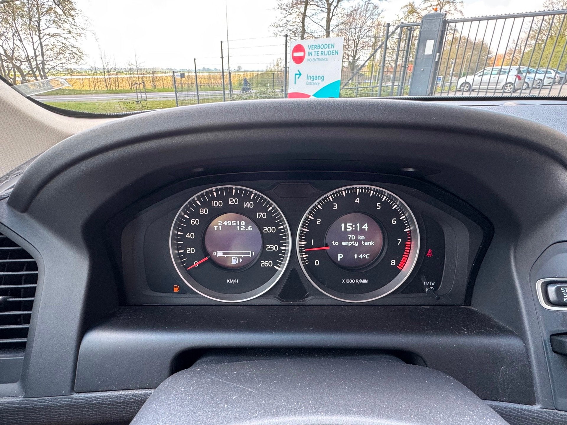 Foto 17 van Volvo XC60 2.0 T5 |LEES TEKST|