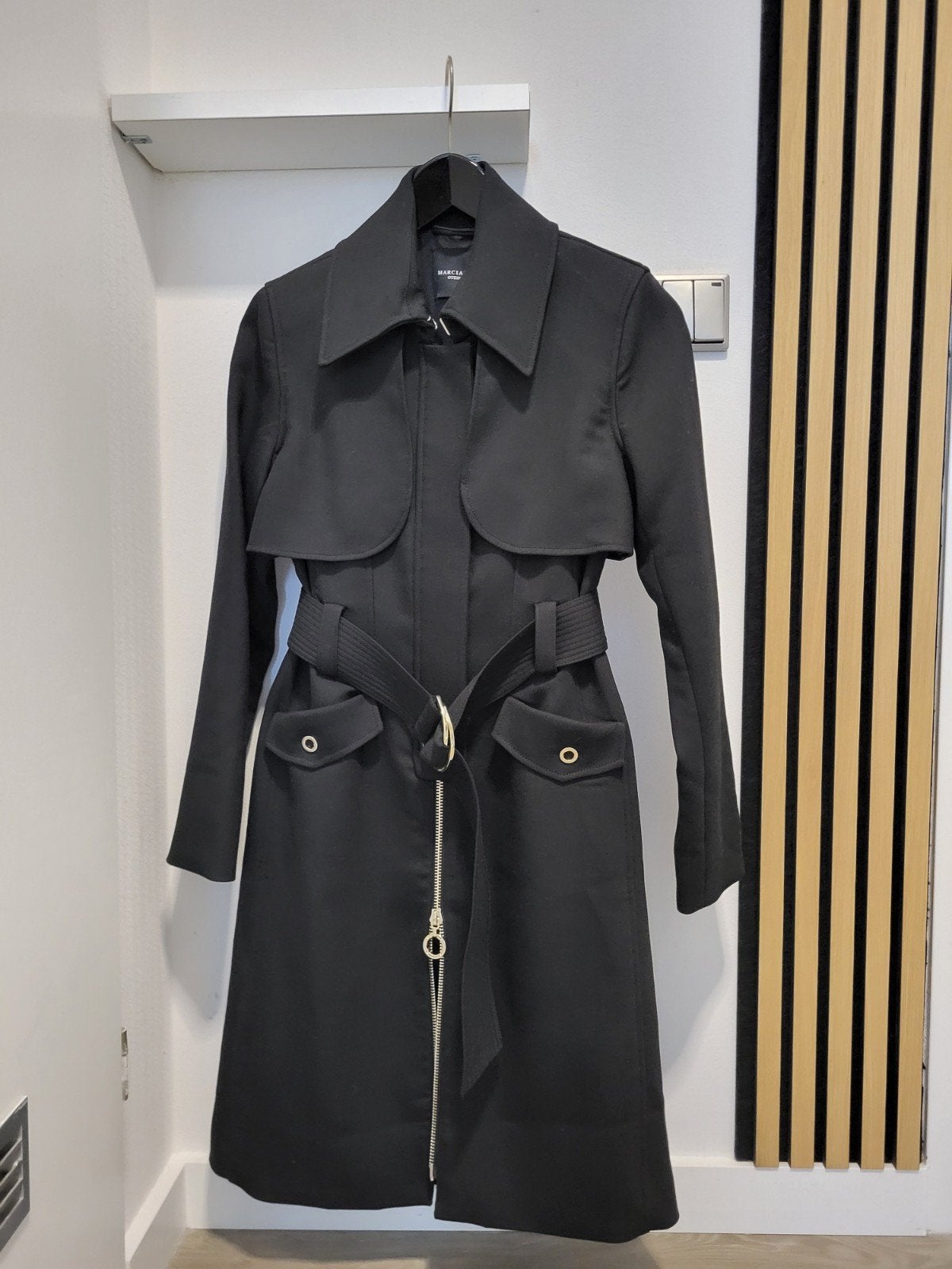 Marciano Guess Trenchcoat Zwart Maat 36, Ophalen of Verzenden, Nieuw, Maat 36 (S), Zwart