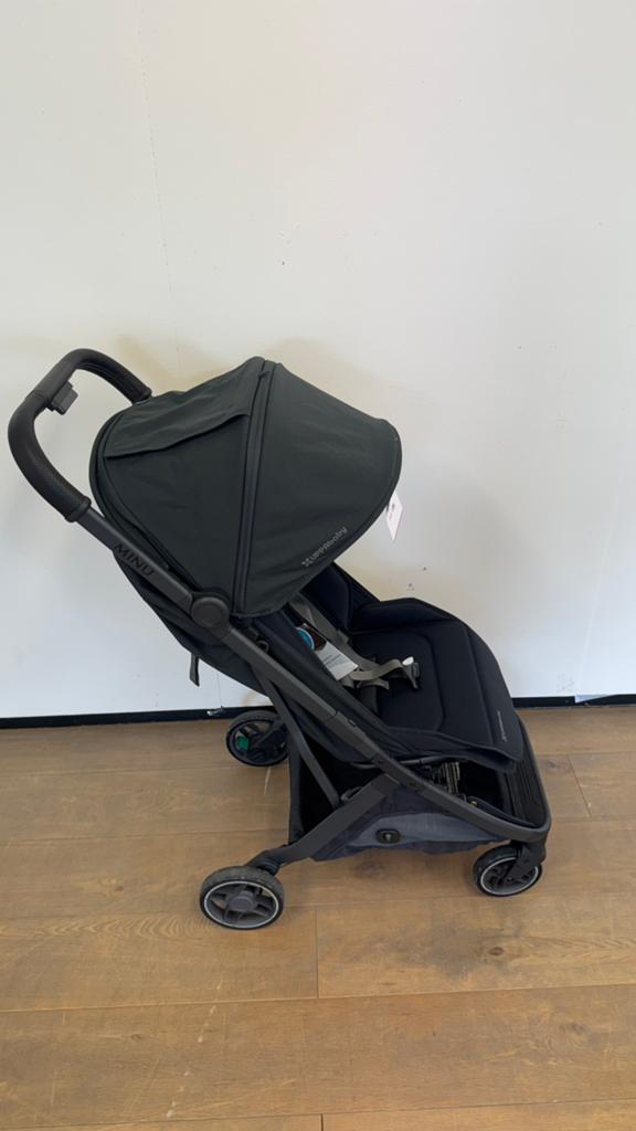 Uppababy Minu V3 buggy - Jake, Kinderen en Baby's, Buggy's, Ophalen, Zo goed als nieuw