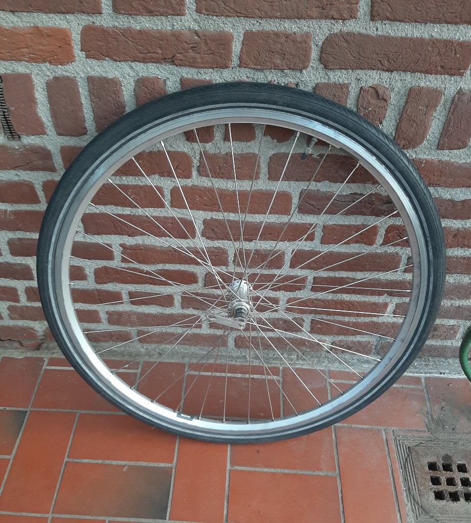 Voorwiel 28 inch Aluminium Velg Zac 2000 Ryde en Quando Naaf, Voorwiel 28 inch Aluminium Velg Zac 2000 Ryde en Quando Naaf, Zo goed als nieuw