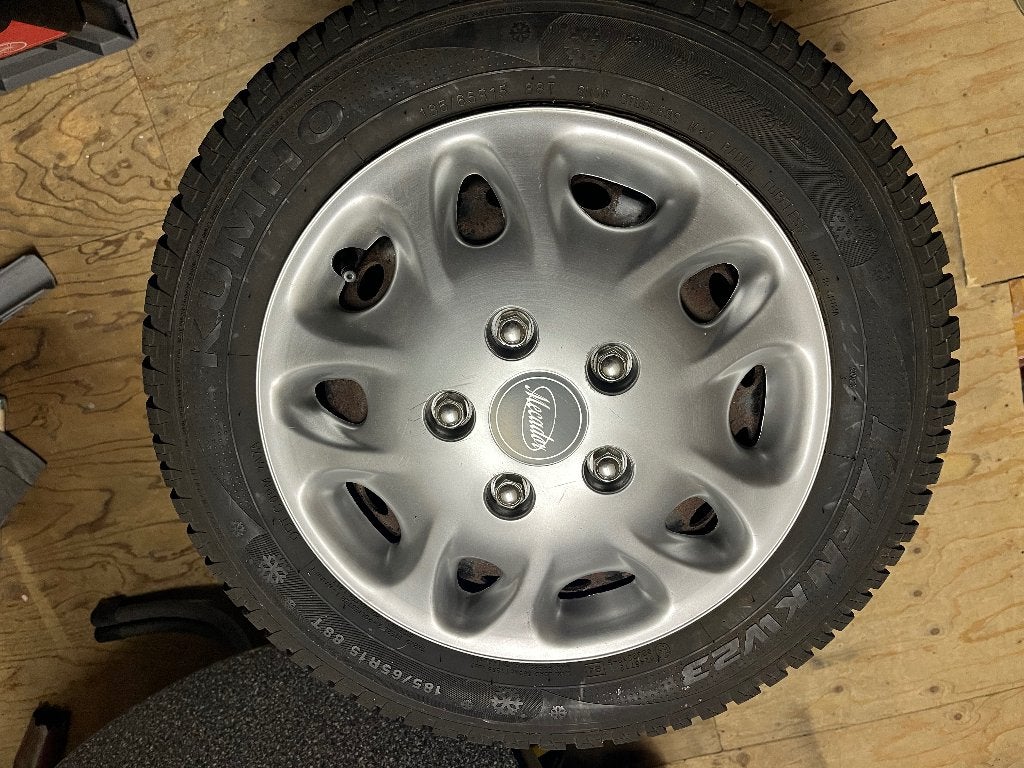 4 185/65R15 winterbanden, Ophalen