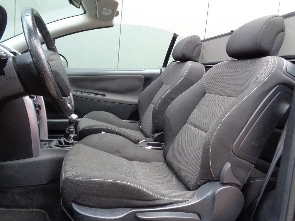 Peugeot 207 CC 1.6 VTi Première 120PK Airco LMV 112DKm !, Auto's, Peugeot, Voorwielaandrijving, 15 km/l, Gebruikt, 4 cilinders