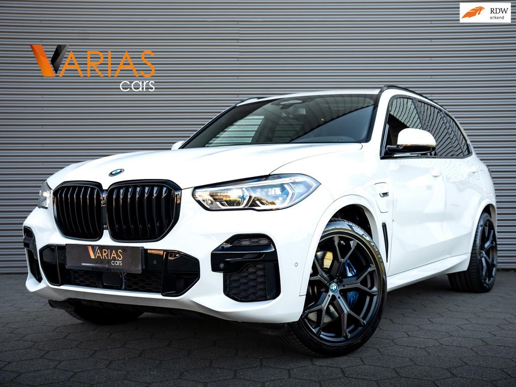 BMW X5 XDrive45e High Executive M-Sport Pano 360g 394PK Tr, Auto's, BMW, Gebruikt, Wit, Vierwielaandrijving, Hybride Elektrisch/Benzine