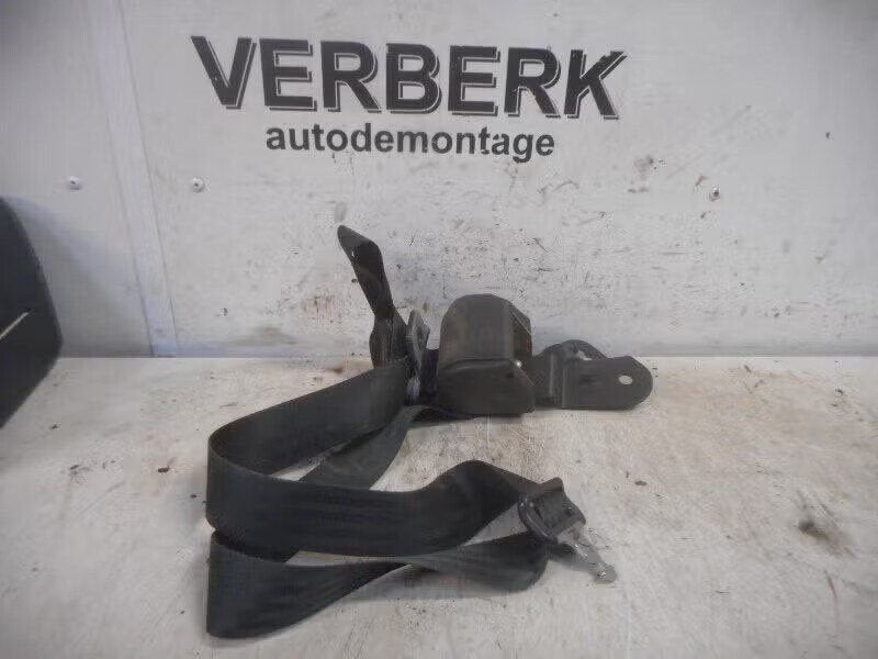 VEILIGHEIDSGORDEL RECHTS VOOR Ford Escort 3 (GAA), Auto-onderdelen, Gebruikt, Ophalen of Verzenden, Henry-Ford-Straße 1 50735 Köln, DE