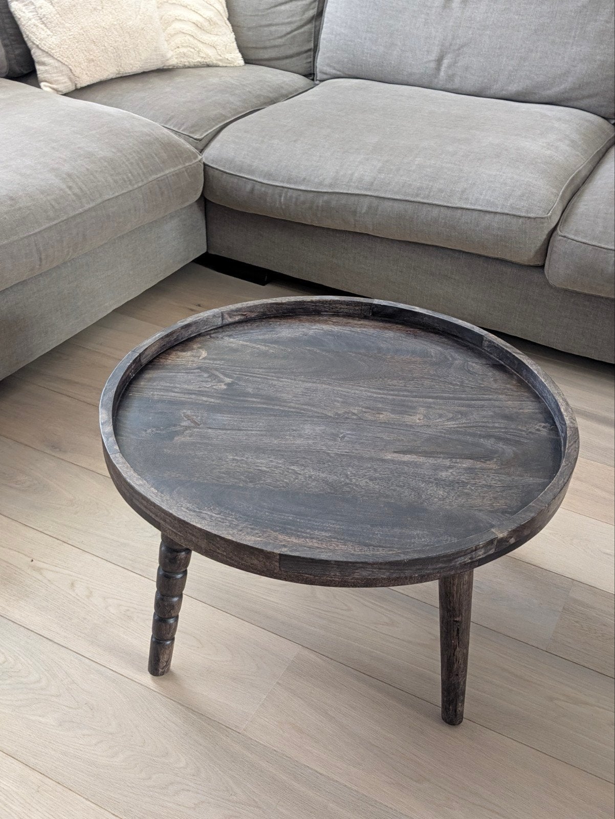 Ronde houten salontafel met gedraaide poten, Ophalen, Gebruikt, Rond, Rustiek