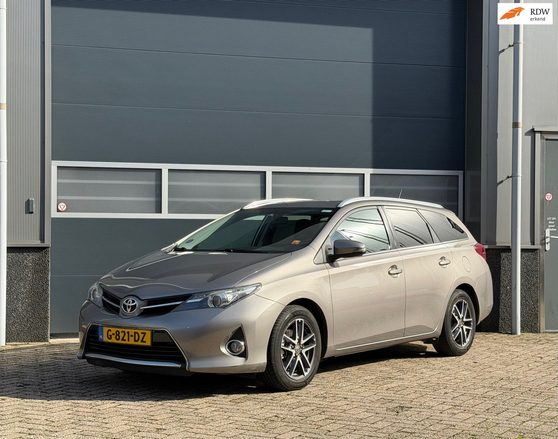 Toyota Auris Touring Sports 1.6 Aspiration bj.2014 Camera|Na, Auto's, Voorwielaandrijving, Euro 5, Gebruikt, 4 cilinders