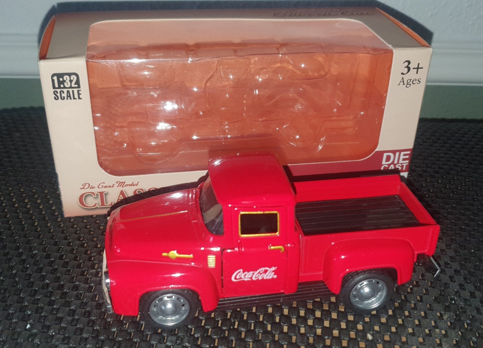 Coca-Cola modelauto - Klassieke rode pick-up truck, Ophalen of Verzenden, Nieuw, Auto, Overige merken