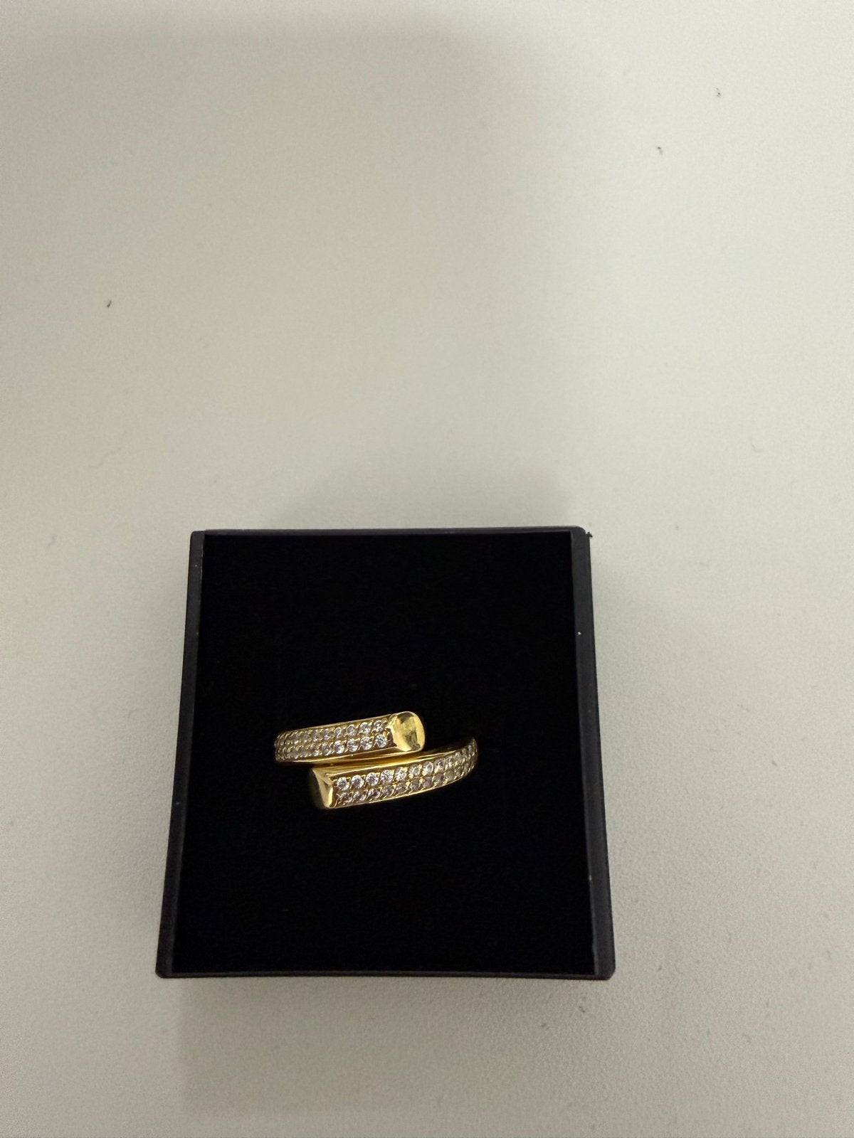 Gouden ring 18 karaat - 2,1 gram, Ophalen, Gebruikt, 17 tot 18, Dame