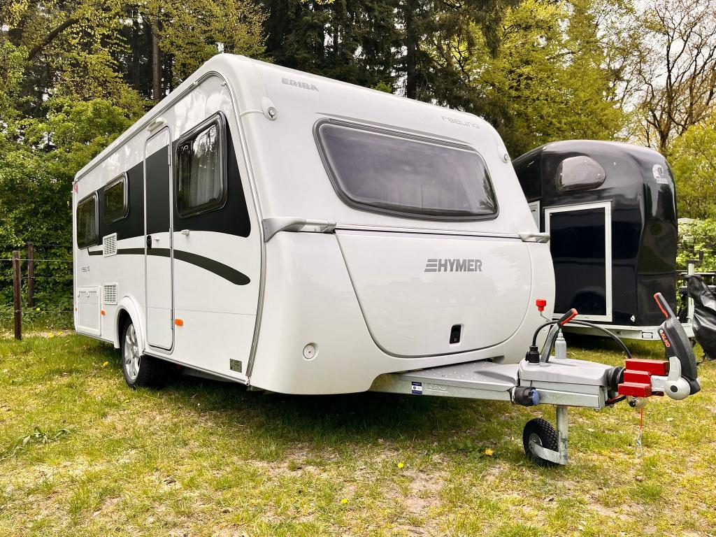 caravan eriba feeling 425 incl atomatent luifel., Caravans en Kamperen, Dwarsbed, Particulier, 4 tot 5 meter, Eriba
