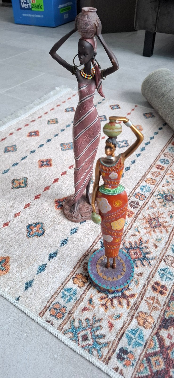 Set van 2 Afrikaanse beelden - Vrouwen met kruiken, Ophalen