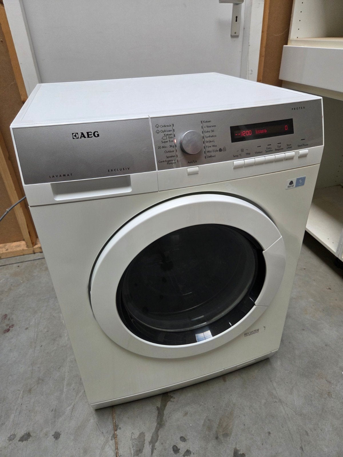Vrijstaande AEG Lavamat Protex wasmachine 8 kg., 6 tot 8 kg, 85 tot 90 cm, Condens, AEG