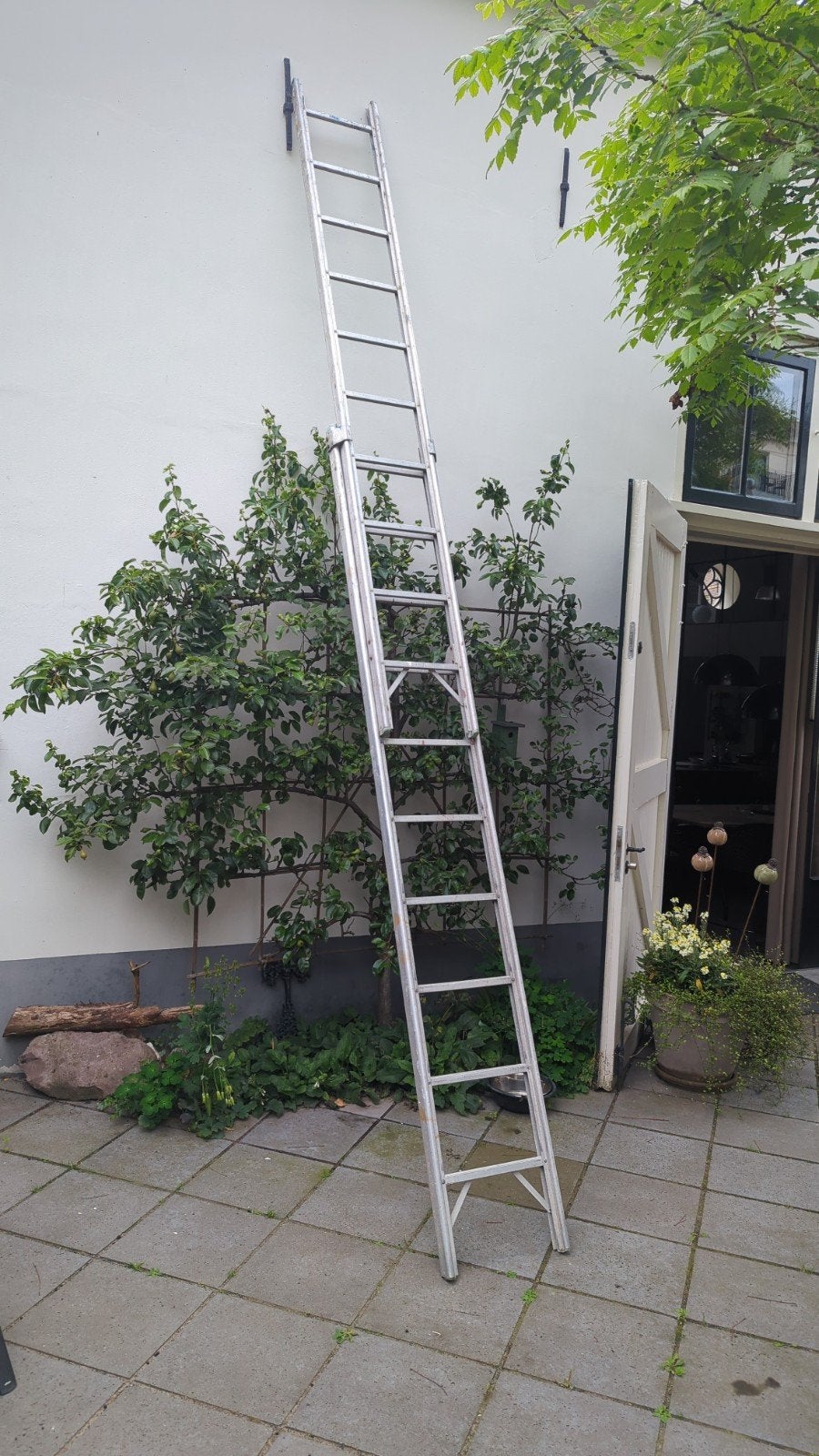 Uitschuifbare aluminium ladder - 3 meter, Doe-het-zelf en Verbouw, Ladders en Trappen, Ophalen