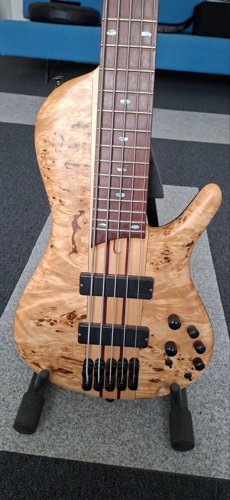 Tekoop Superbass Ibanez 5 snaar, Ophalen, Zo goed als nieuw, Elektrisch, 5-snarig