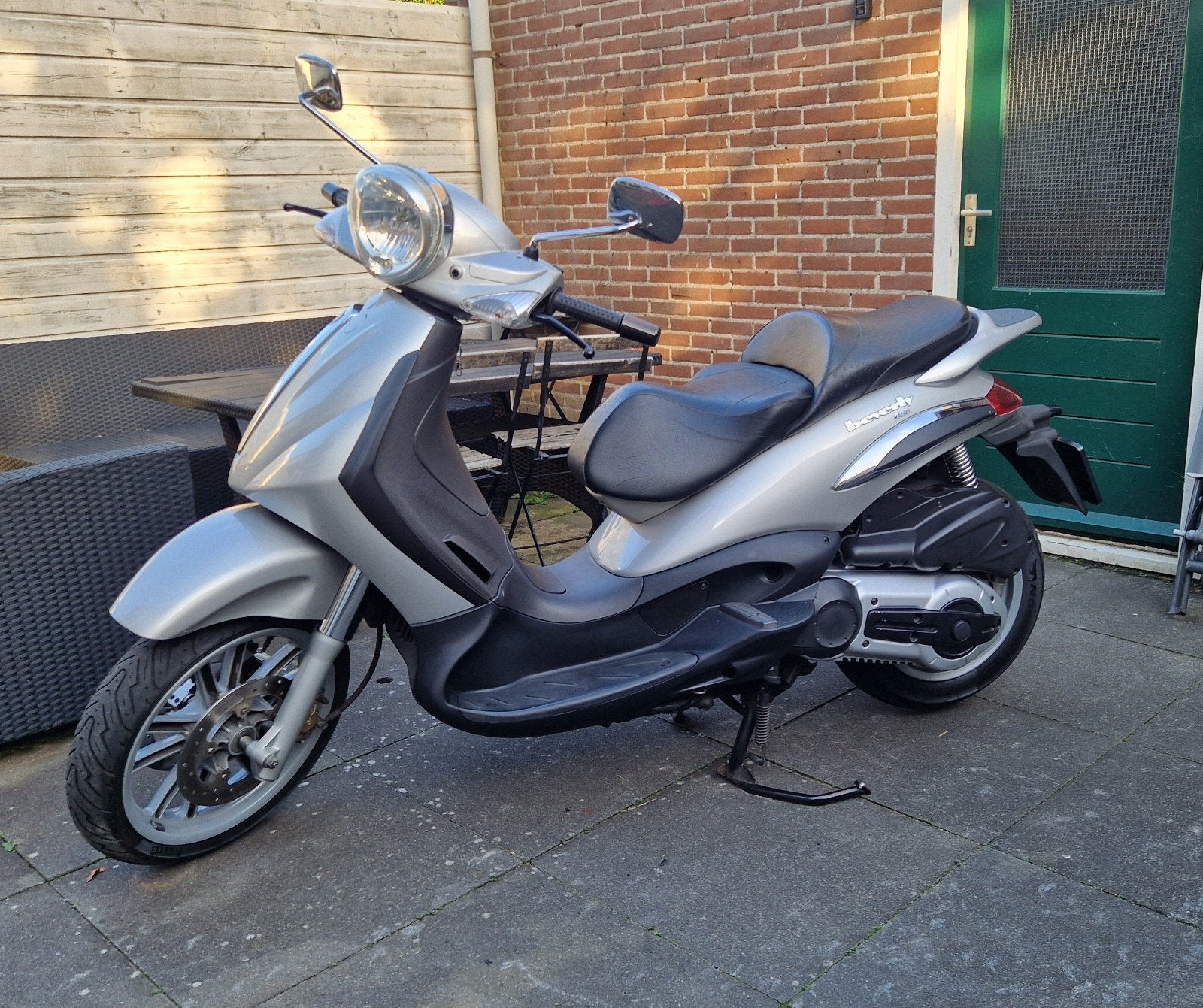 Piaggio Beverly 500cc, Ophalen