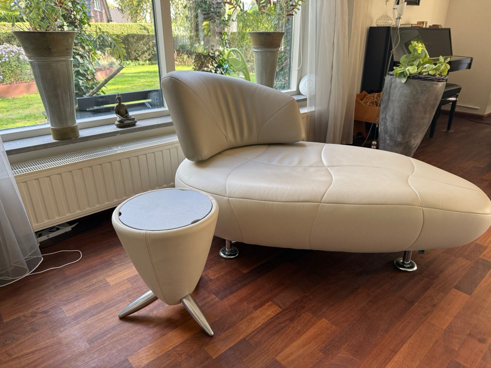 Leolux Kikko leren lounge bankje, Ophalen, Zo goed als nieuw, Minder dan 150 cm, Leer