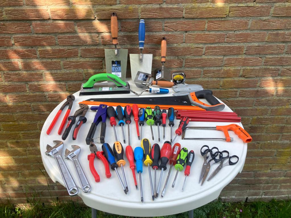 Diverse handgereedschap (zie foto's & omschrijving), Doe-het-zelf en Verbouw, Gereedschap | Handgereedschap, Ophalen of Verzenden