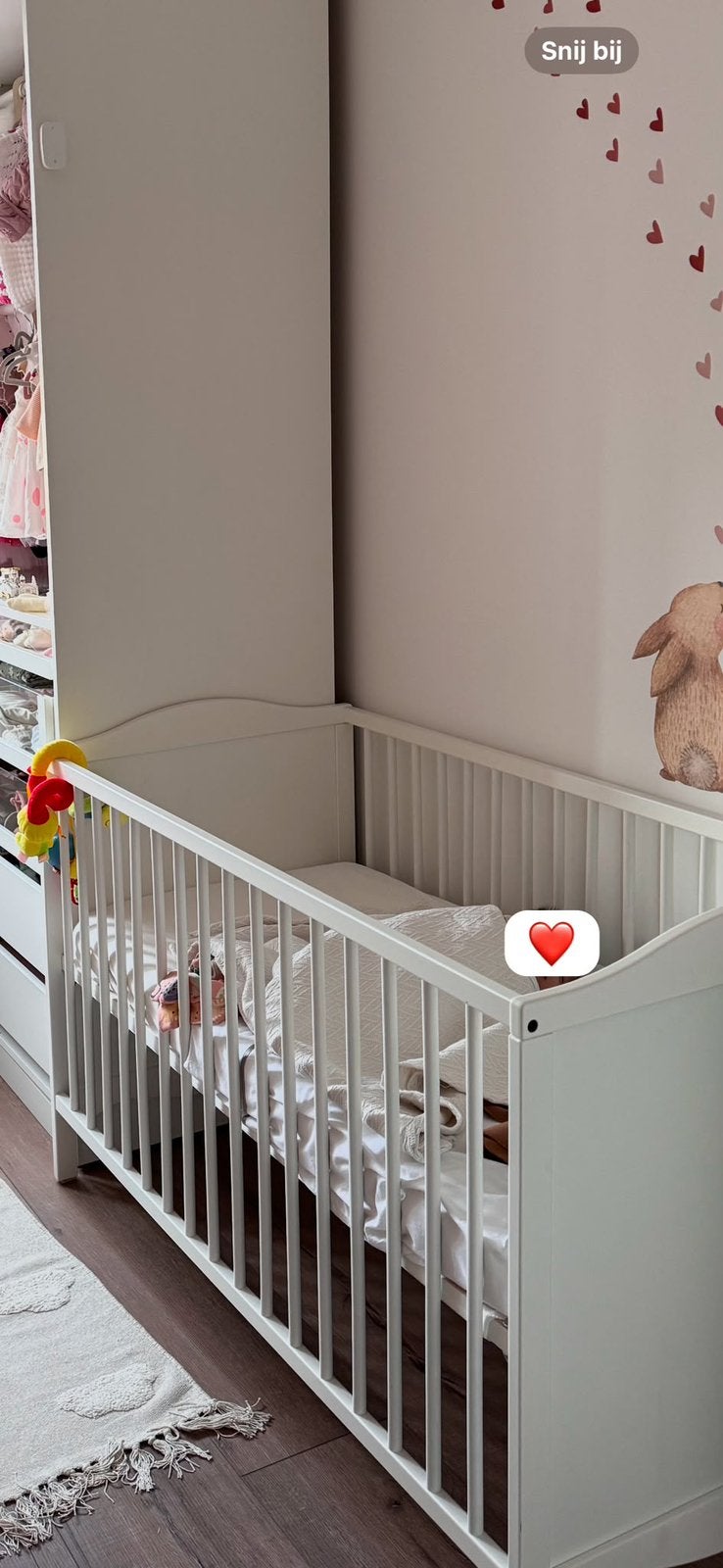 Ikea ledikant met matras hensvik, Ophalen, Zo goed als nieuw, Ledikant