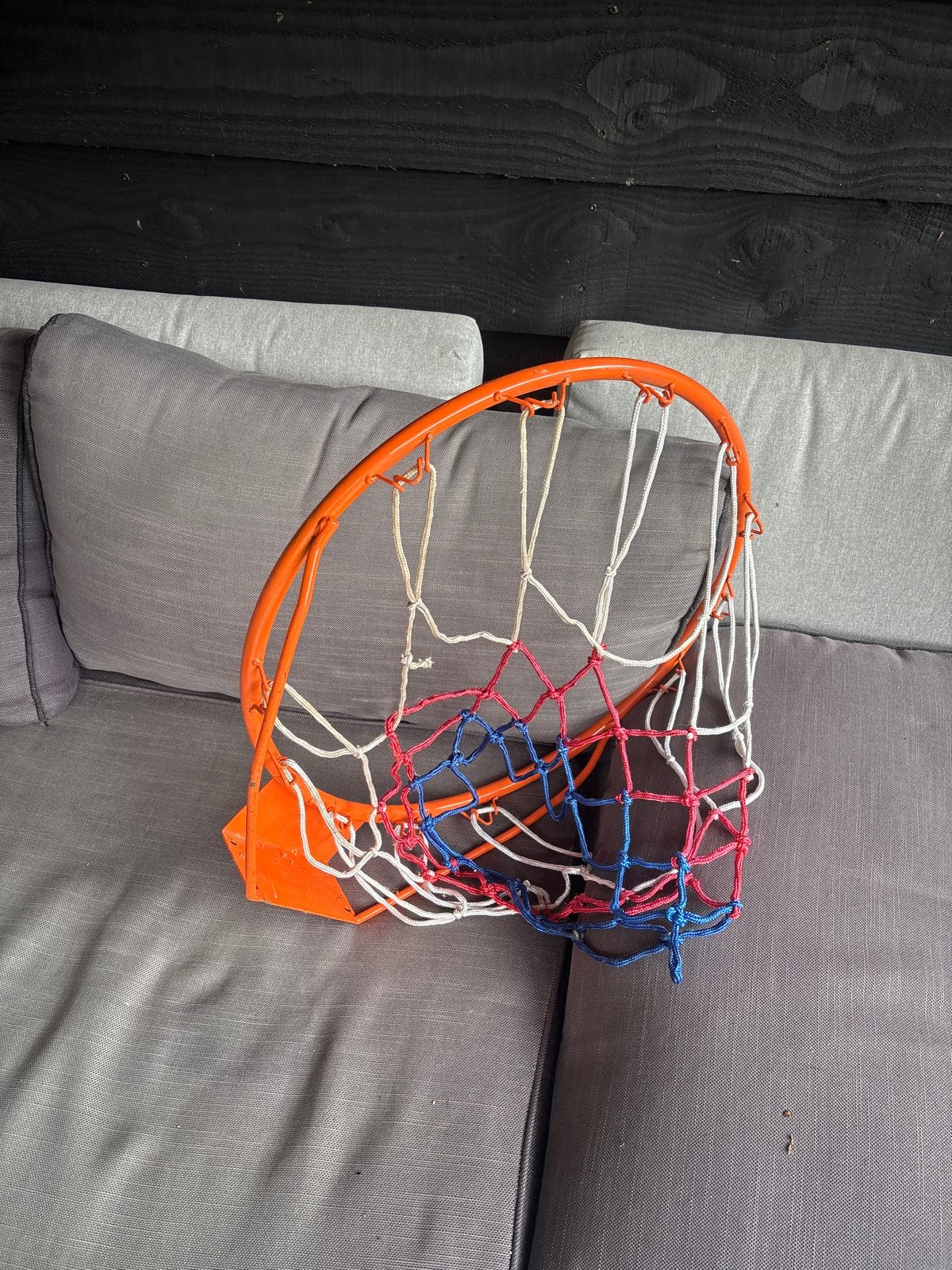 Basketbalring met net