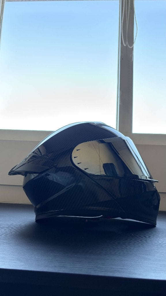 Motorhelm Carbon met zilver spiegel vizier - Maat L, Motoren, Overige merken, Dames, Ophalen of Verzenden, Integraalhelm