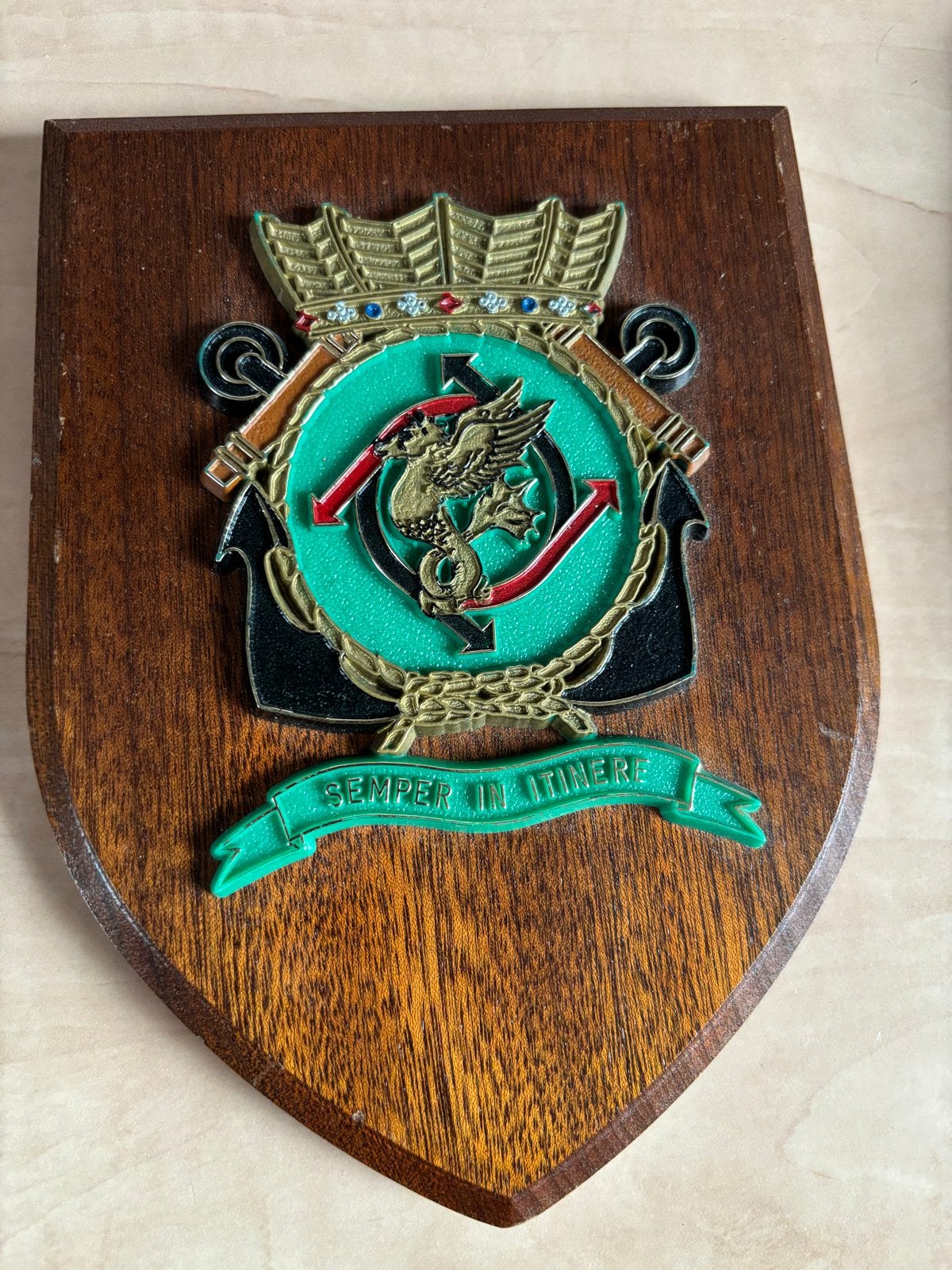 Schildje Marine Vervoersdienst - Semper in Itinere, Ophalen of Verzenden, Marine, Nederland, Embleem of Badge