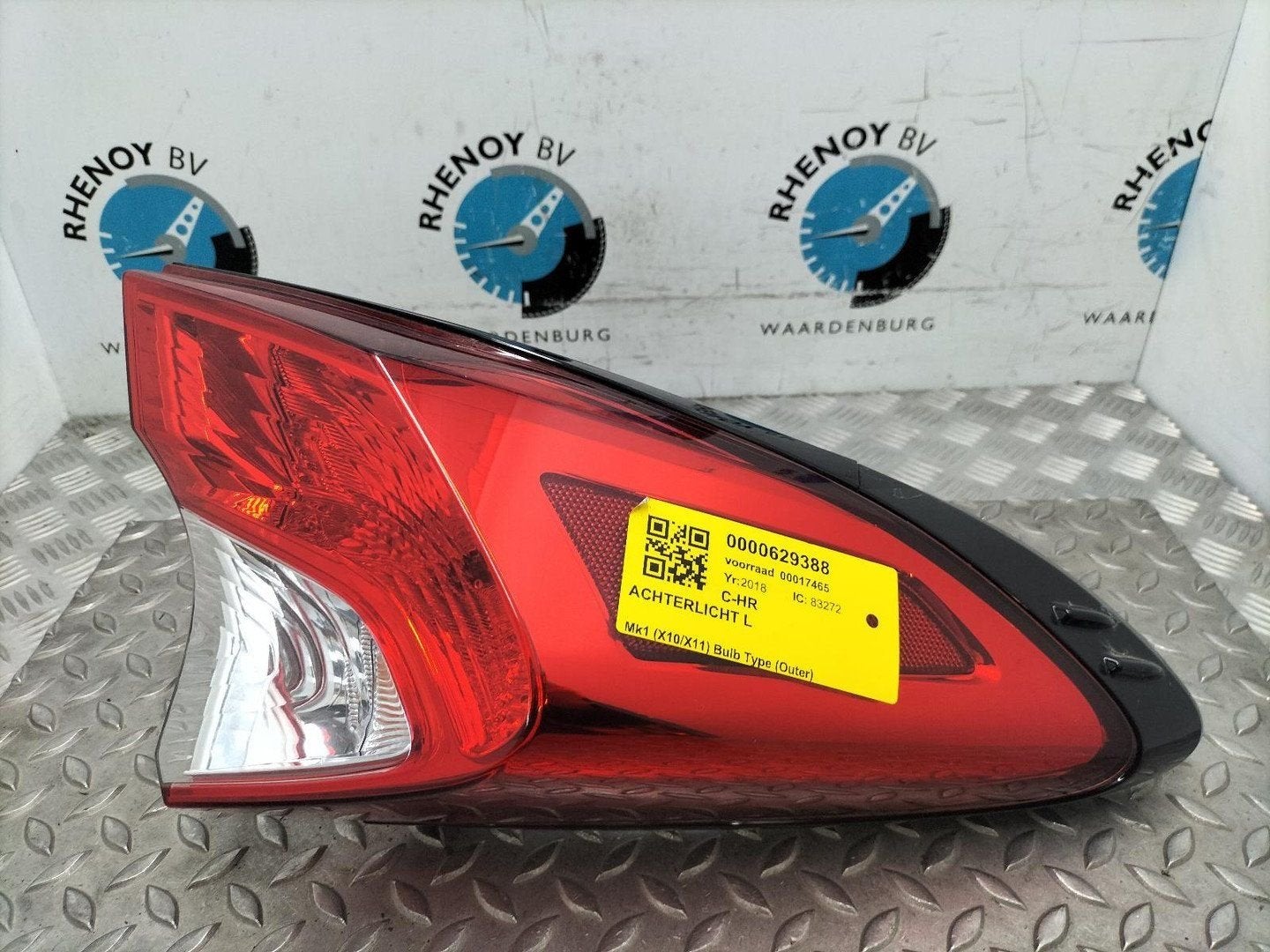 TOYOTA C-HR ZYX10L 1.8 HYBRID ADVENTURE  ACHTERLICHT L 2018, Ophalen of Verzenden, Gebruikt, ARN erkend