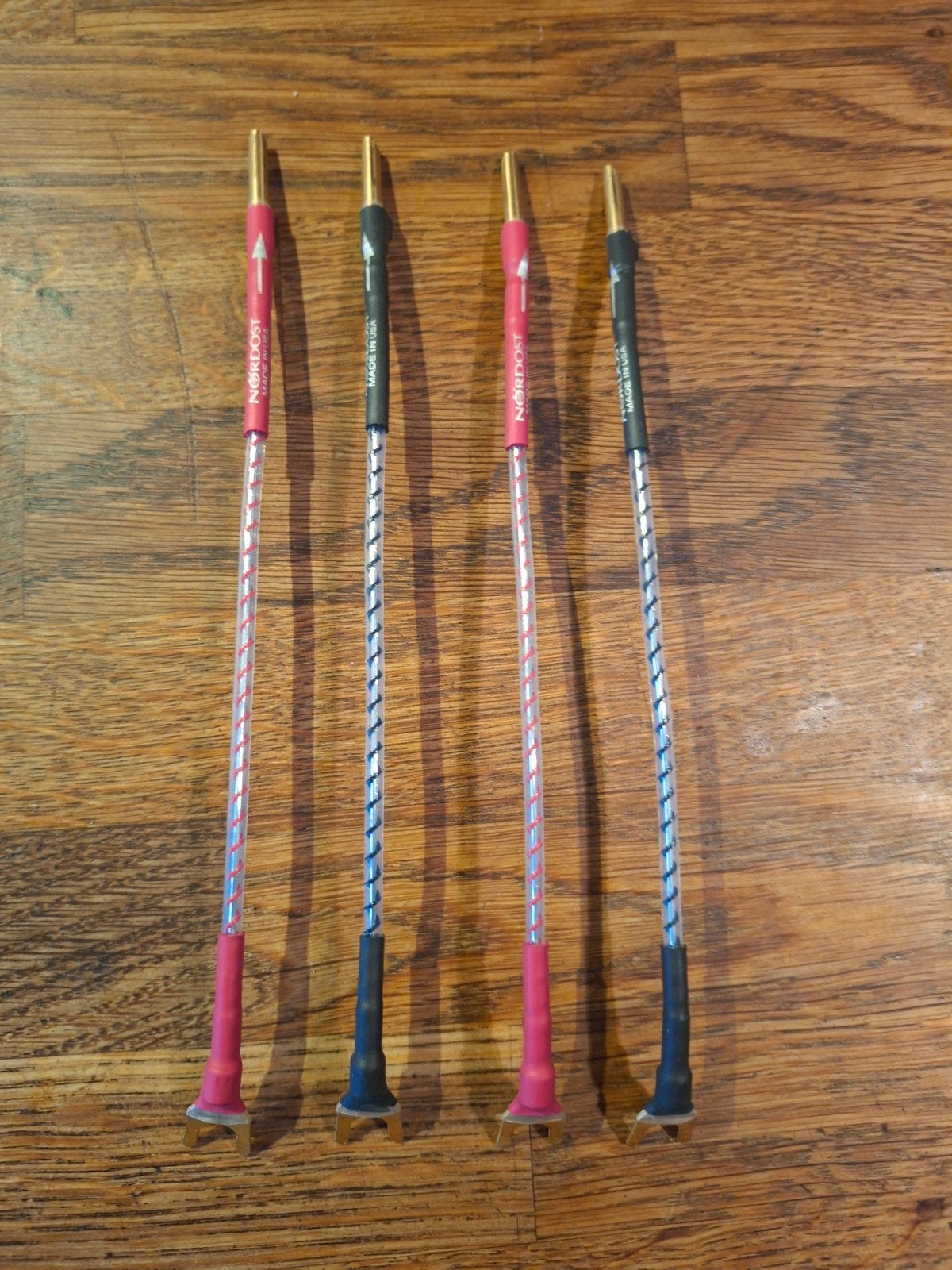 Nordost Norse Bi-Wire Jumpers, Audio, Tv en Foto, Ophalen of Verzenden, Zo goed als nieuw, Minder dan 2 meter, Luidsprekerkabel