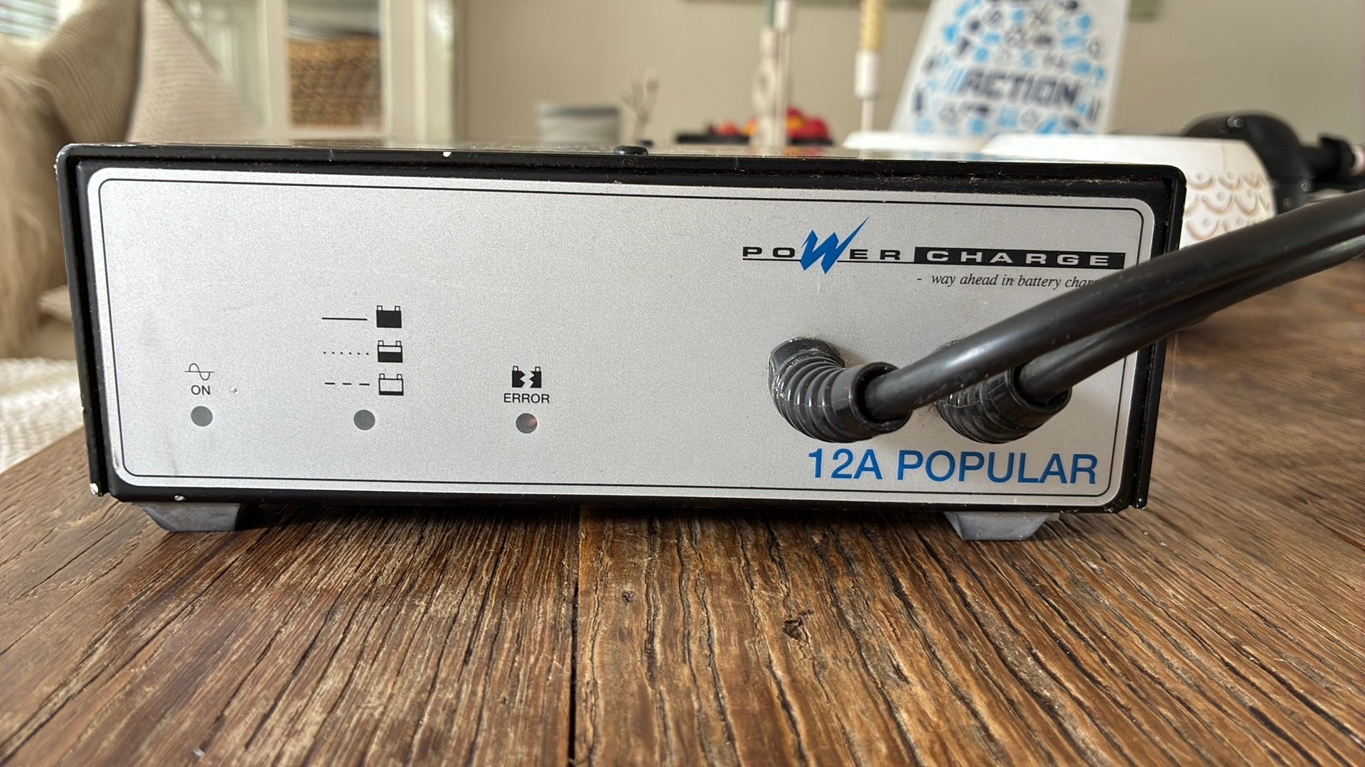 24Vdc 12A lader driepunts aansluiting, Ophalen of Verzenden, Gebruikt