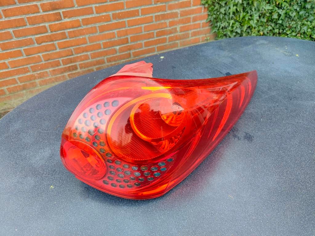 Recht Achterlicht Peugeot 207 SW, Auto-onderdelen, Ophalen of Verzenden, Nieuw