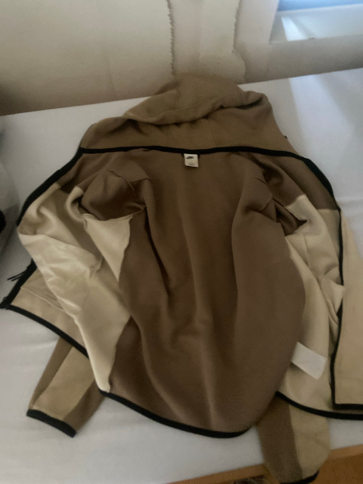 Nike Tech Fleece Hoodie - Bruin/Beige - Maat L, Ophalen, Zo goed als nieuw, Maat 52/54 (L), Bruin
