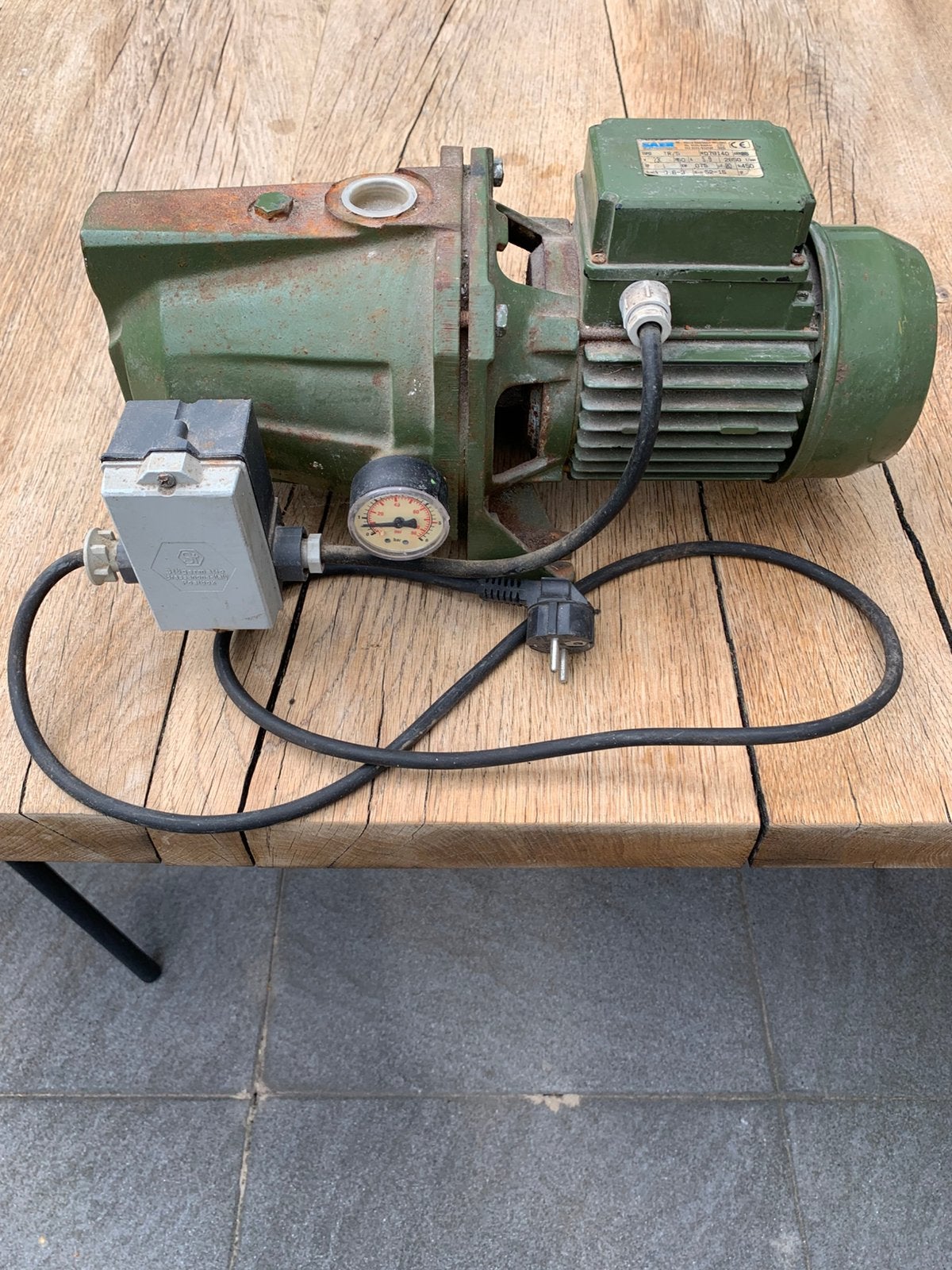 Waterpomp/beregeningspomp, Tuin en Terras, Waterpompen, Ophalen, Gebruikt, Elektrisch, Beregeningspomp