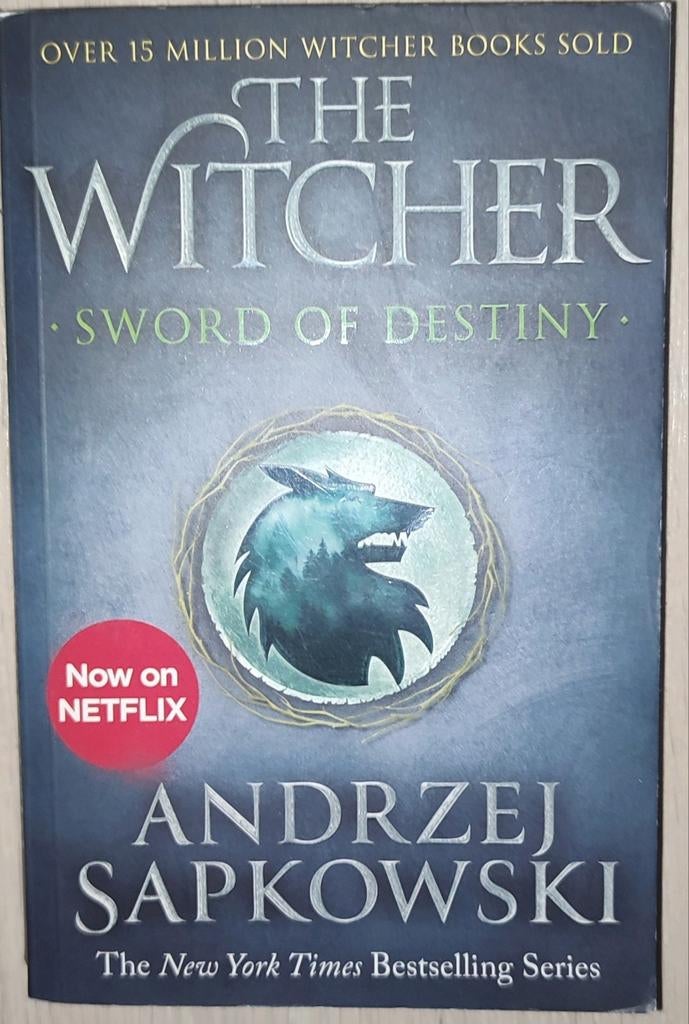 The Witcher: Sword of Destiny - Andrzej Sapkowski, Ophalen of Verzenden, Gelezen, Andrzej Sapkowski