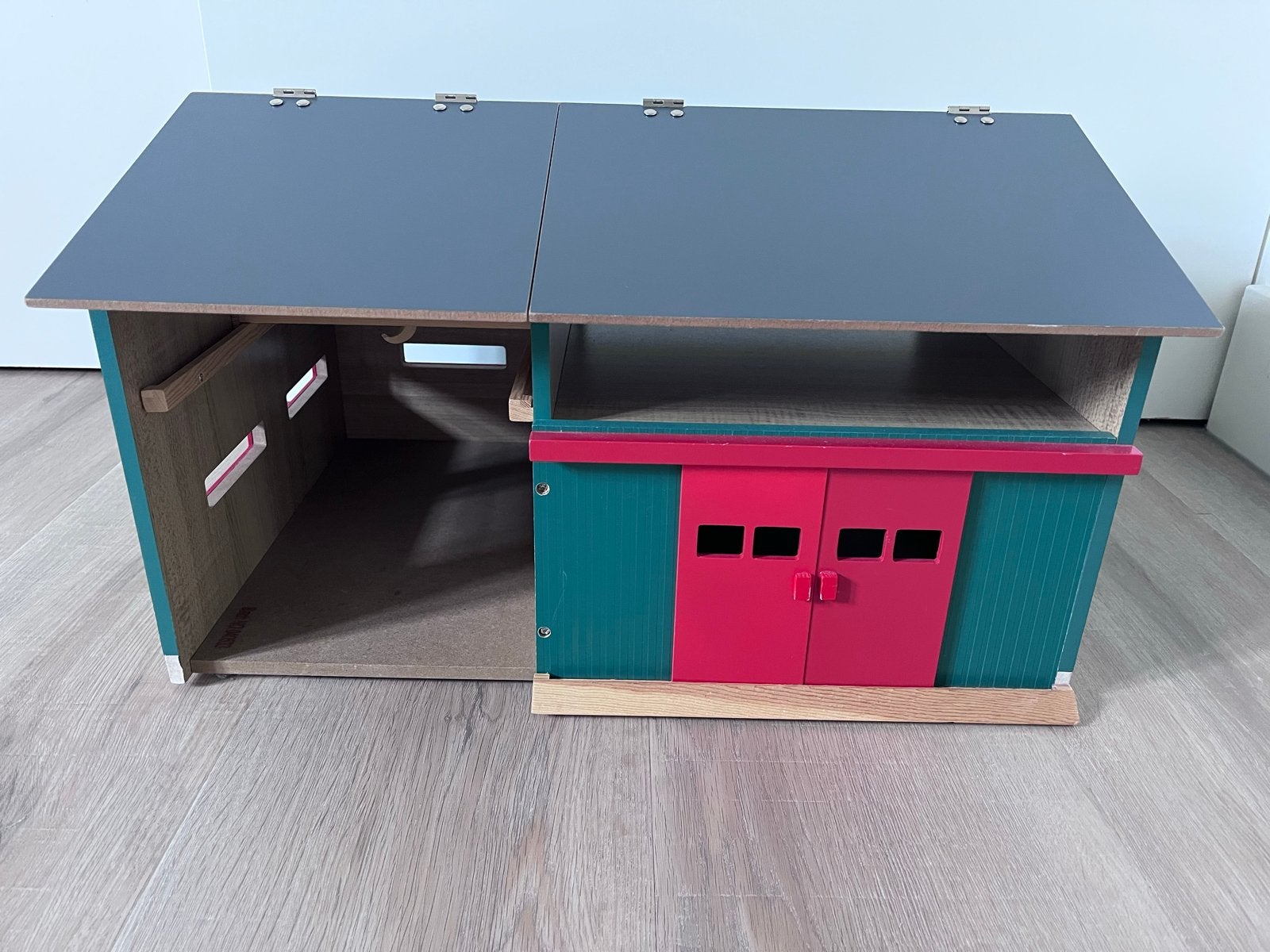 Kids Globe Houten Werkplaats/Schuur voor Speelgoed, Ophalen, Gebruikt, Jongen of Meisje