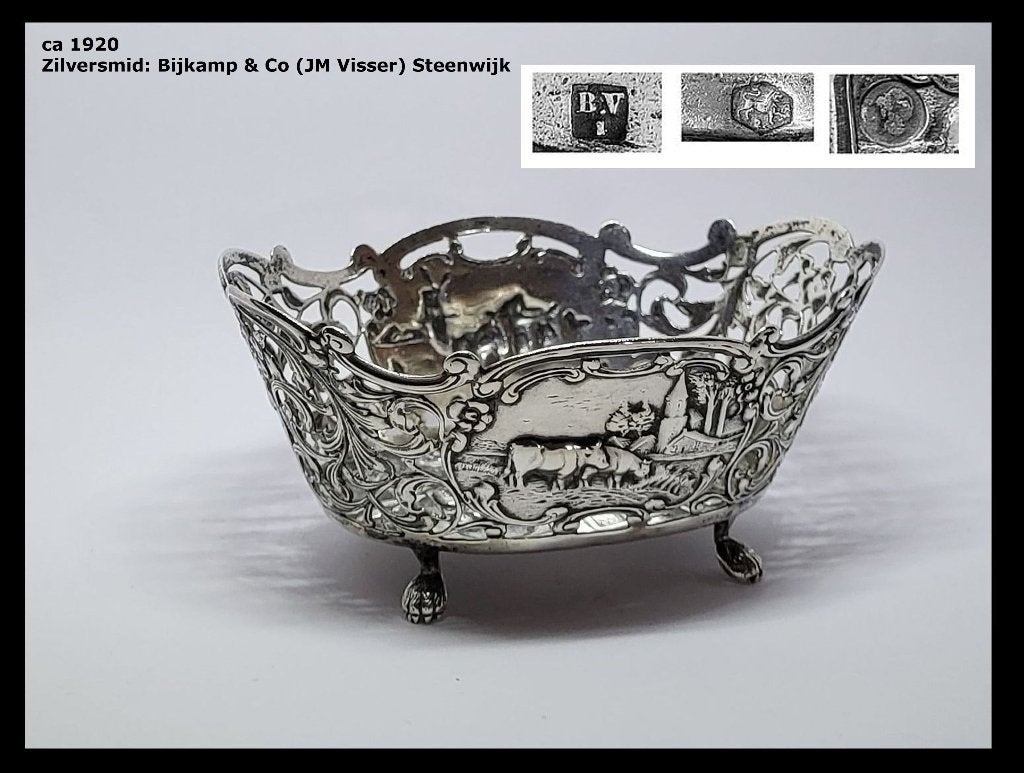 Prachtige Zilveren bonbonnière,  ca 1920 Bijkamp, Steenwijk, Ophalen of Verzenden, Zilver