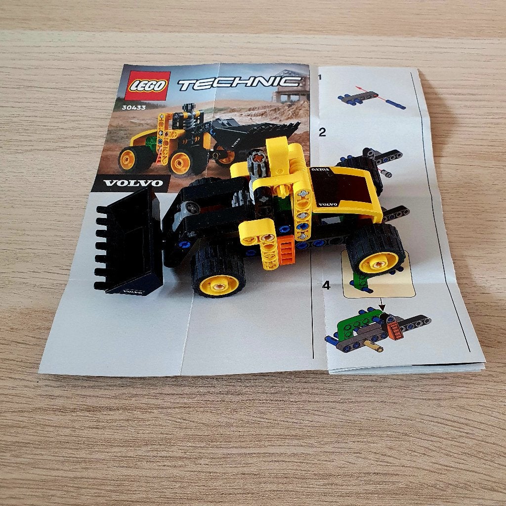 LEGO Technic 30433 Volvo Wiellader, Lego, Inclusief instructies, Ophalen of Verzenden, Zo goed als nieuw