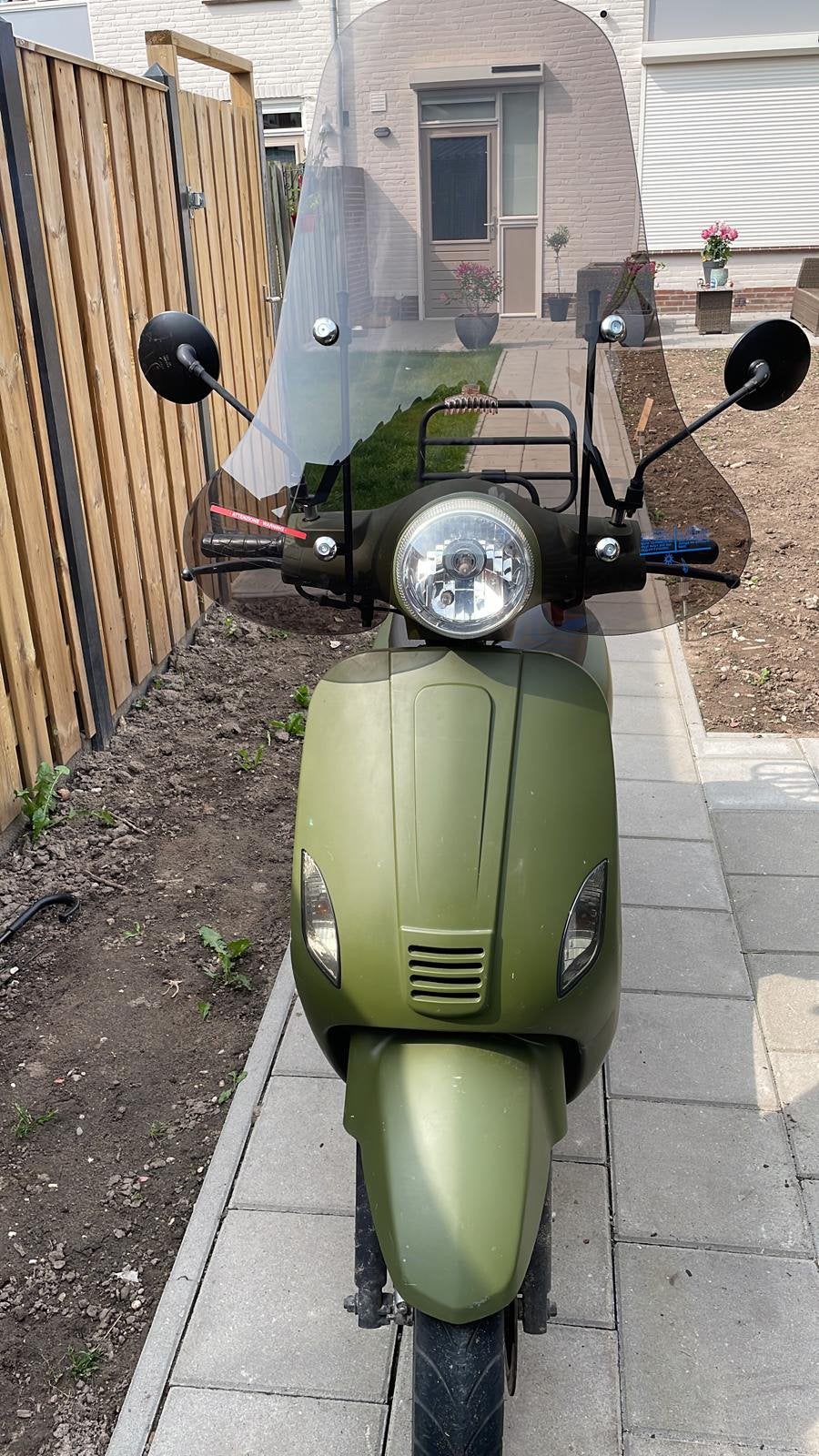Scooter Edwards geel kenteken, Fietsen en Brommers, Ophalen, Gebruikt, Maximaal 45 km/u, Benzine