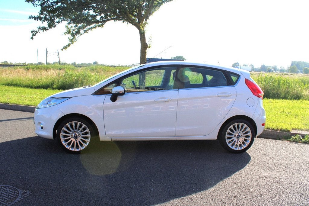 Ford Fiesta 1.25 Titanium, Auto's, Voorwielaandrijving, Euro 5, Stof, 1242 cc
