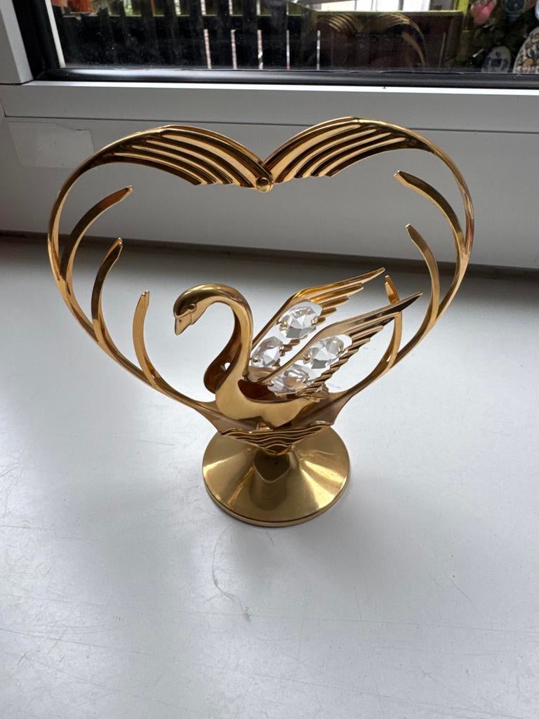 Gouden zwaan met kristallen vleugels in hartvormige lijst, Ophalen of Verzenden, Zo goed als nieuw
