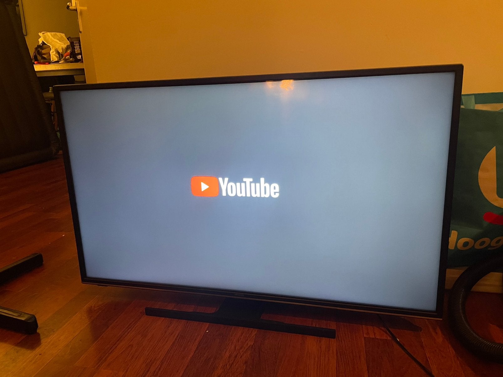 Foto 5 van Toshiba 43 inch 4K Android Smart tv - google tv - wifi