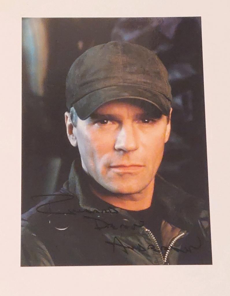 Handtekening Richard Dean Anderson A5 fotokaart, Ophalen of Verzenden, Nieuw, Foto of Kaart, Gesigneerd