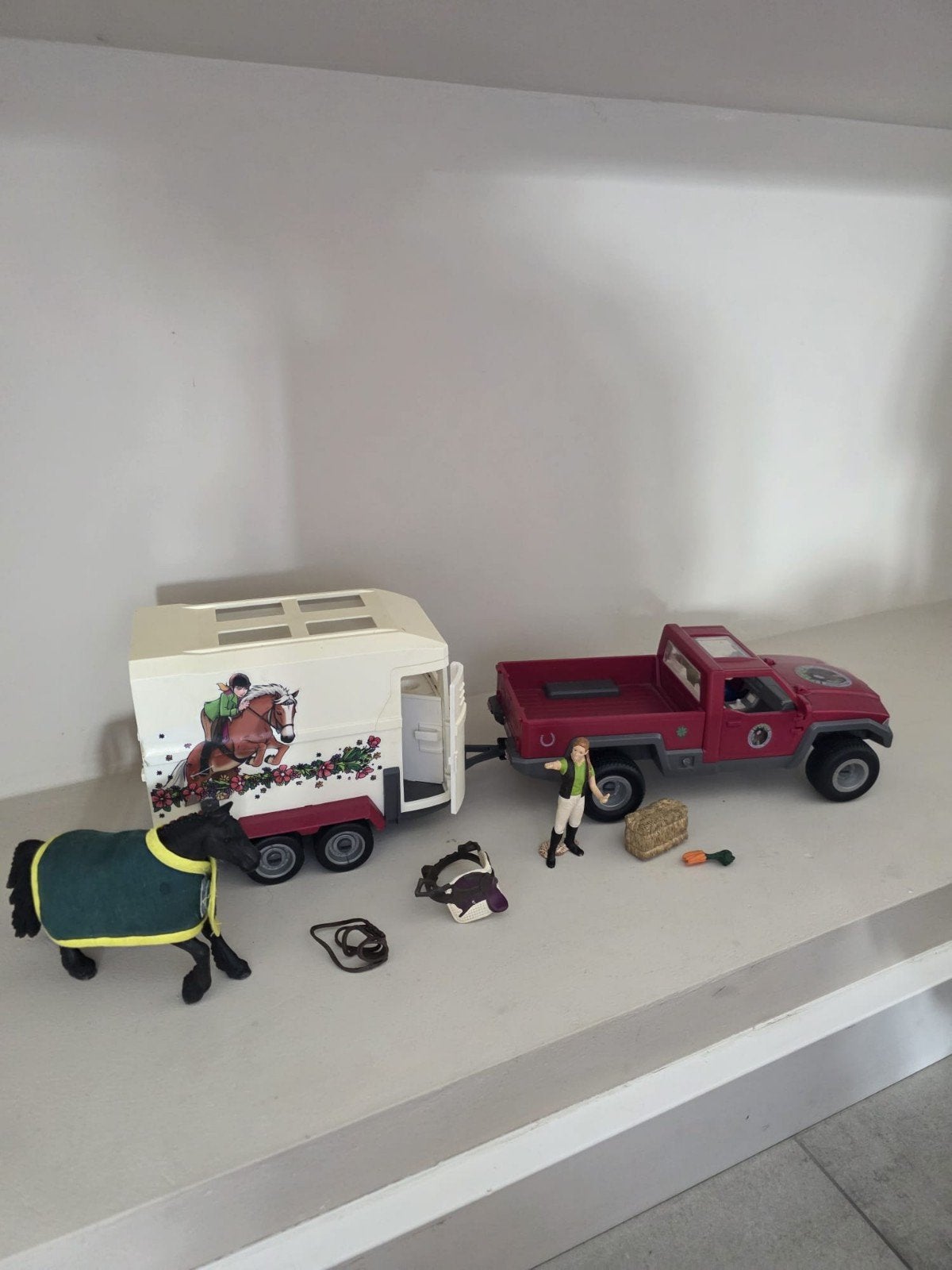 schleich auto met trailer42346 horse club, Ophalen of Verzenden, Gebruikt