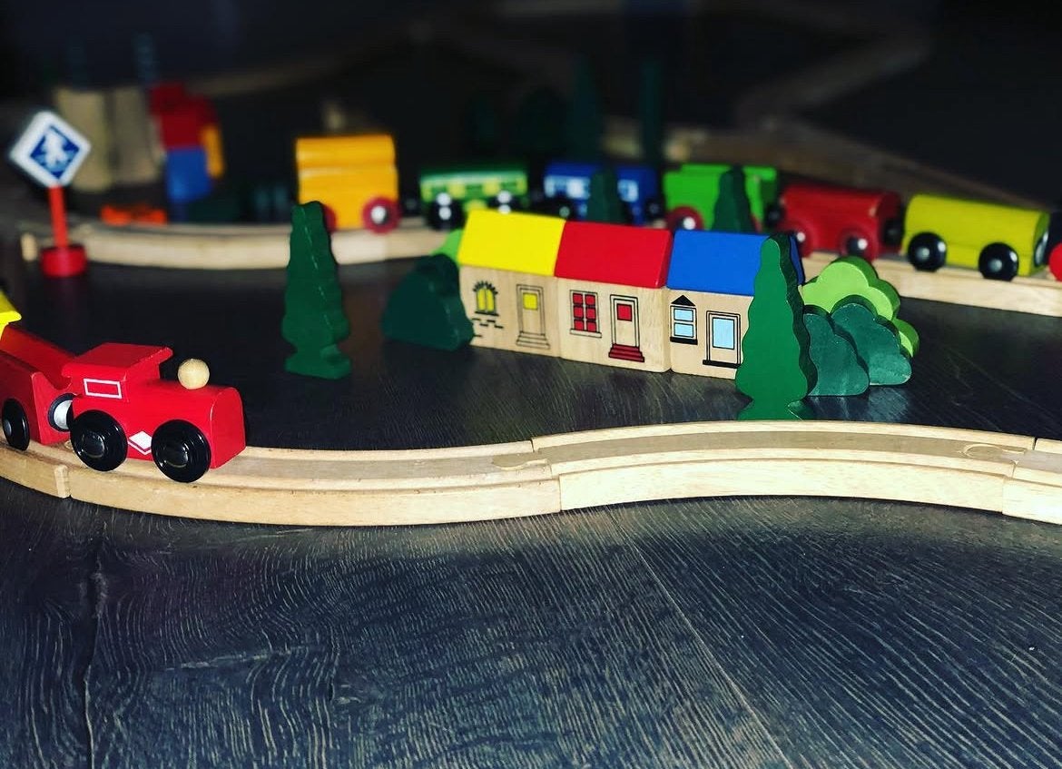 Grote set IKEA houten treinbaan en accessoires, Ophalen, Zo goed als nieuw