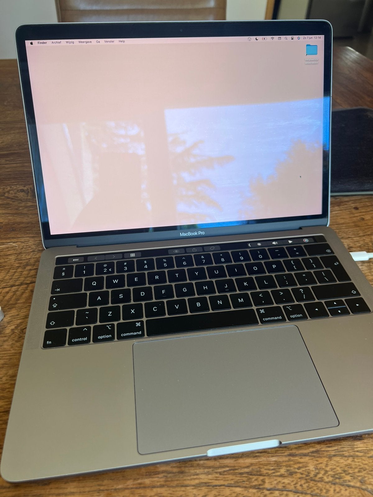 Macbook pro 2019 256GB, Gebruikt, 256 GB, 2 tot 3 Ghz, Qwerty