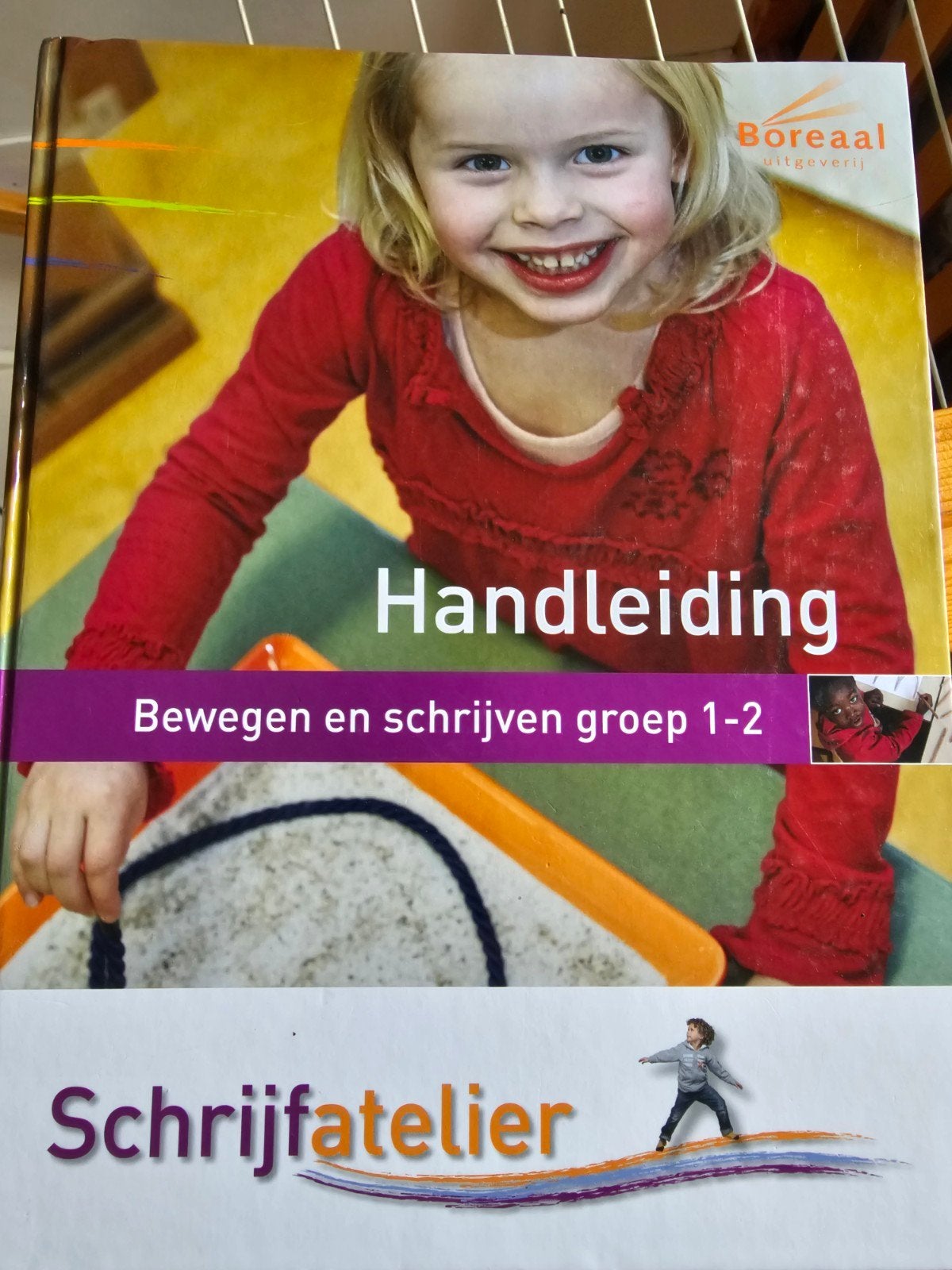 Schrijfatelier Handleiding en Opbergmap Groep 1-2, Overige vakken, Boreaal uitgeverij, Ophalen of Verzenden, Zo goed als nieuw