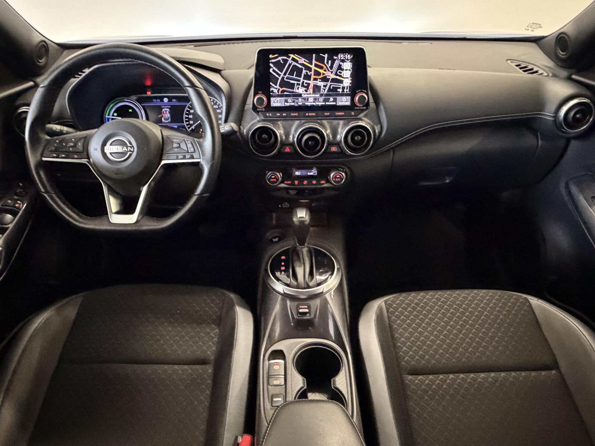 Nissan Juke 1.6 Hybrid N-Design | Navigatie | Camera | Clima, Auto diversen, Blauw, Nissan Nederland BV, SUV of Terreinwagen, 1598 cc
