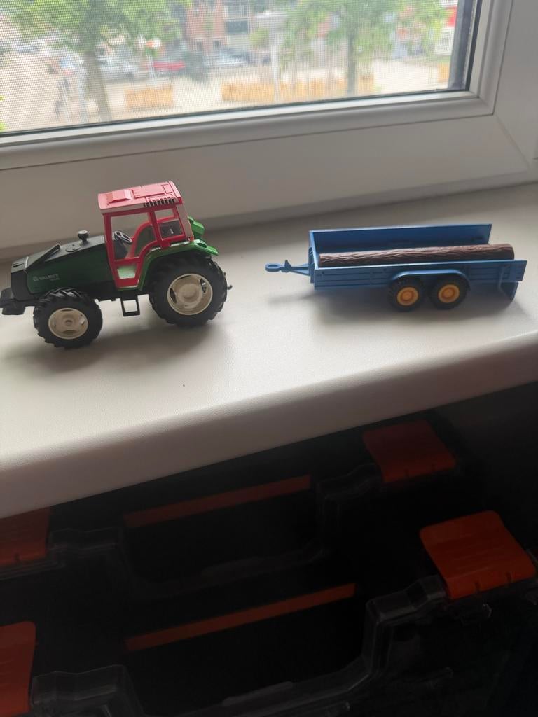 Valmet 8400 tractor met aanhanger en boomstammen, Ophalen of Verzenden, Gebruikt