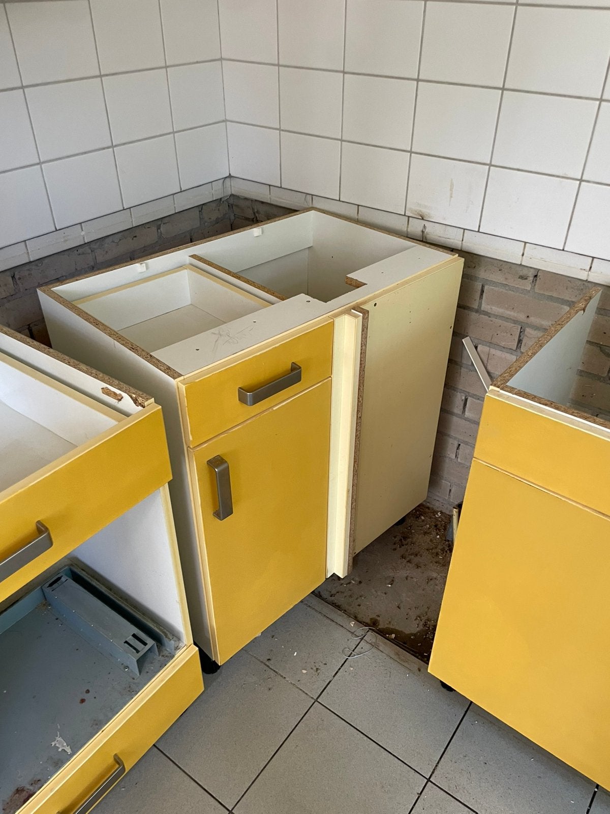 Gratis gedemonteerde keukenkastjes., Ophalen, Gebruikt, Overige kleuren, Hoekkeuken